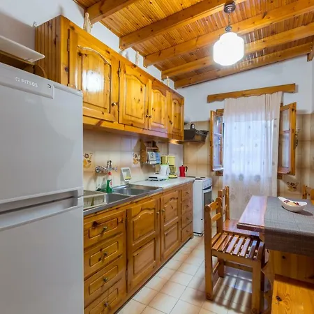 Maria Makri Apartman Paleokasztríca